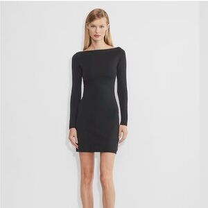 Aritizia Black contour dress. Size small.